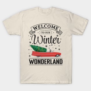 Winter Wonderland Vintage car with Christmas Tree T-Shirt